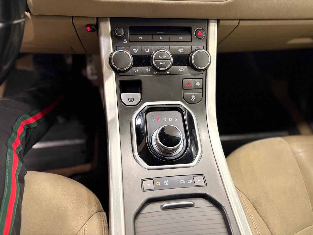 Land Rover Range Evoque 2.2 TD4 5p. Dynamic