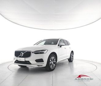 VOLVO XC60 B4 Geartronic Momentum Pro