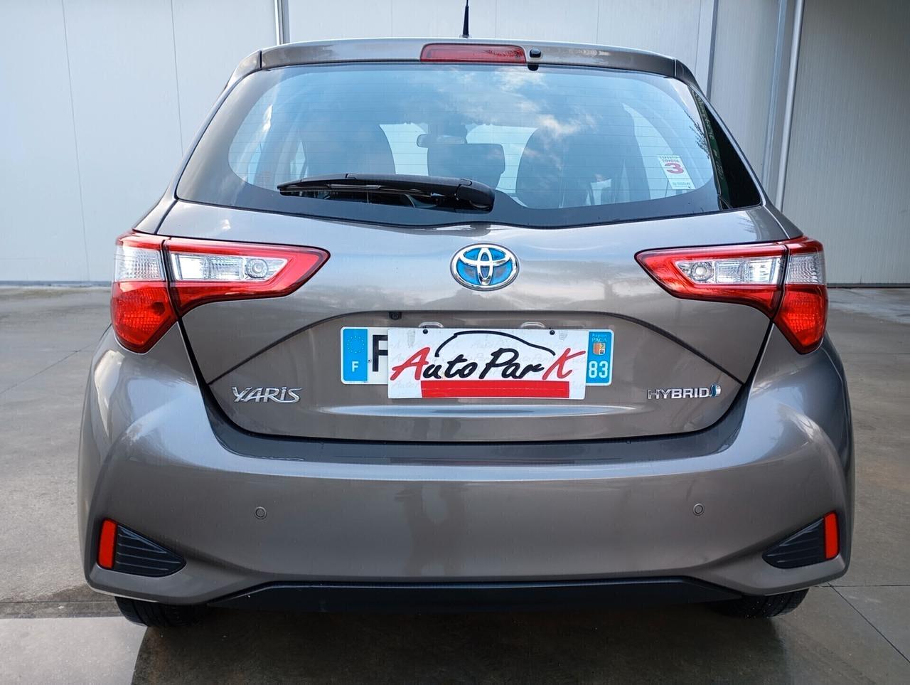 Toyota Yaris 5P 1.5 Hybrid Business Aut.