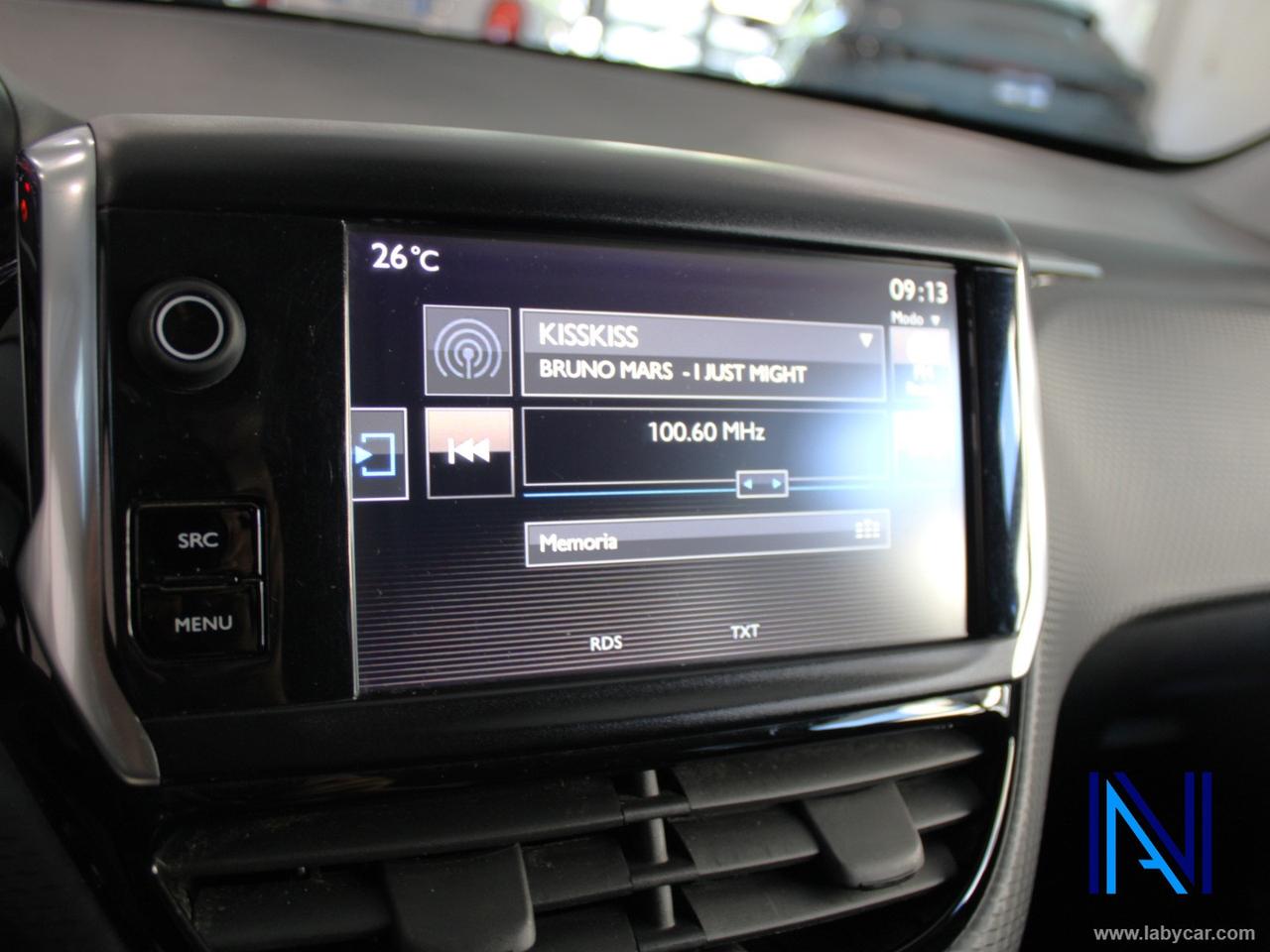 PEUGEOT 2008 BlueHDi 100 Allure