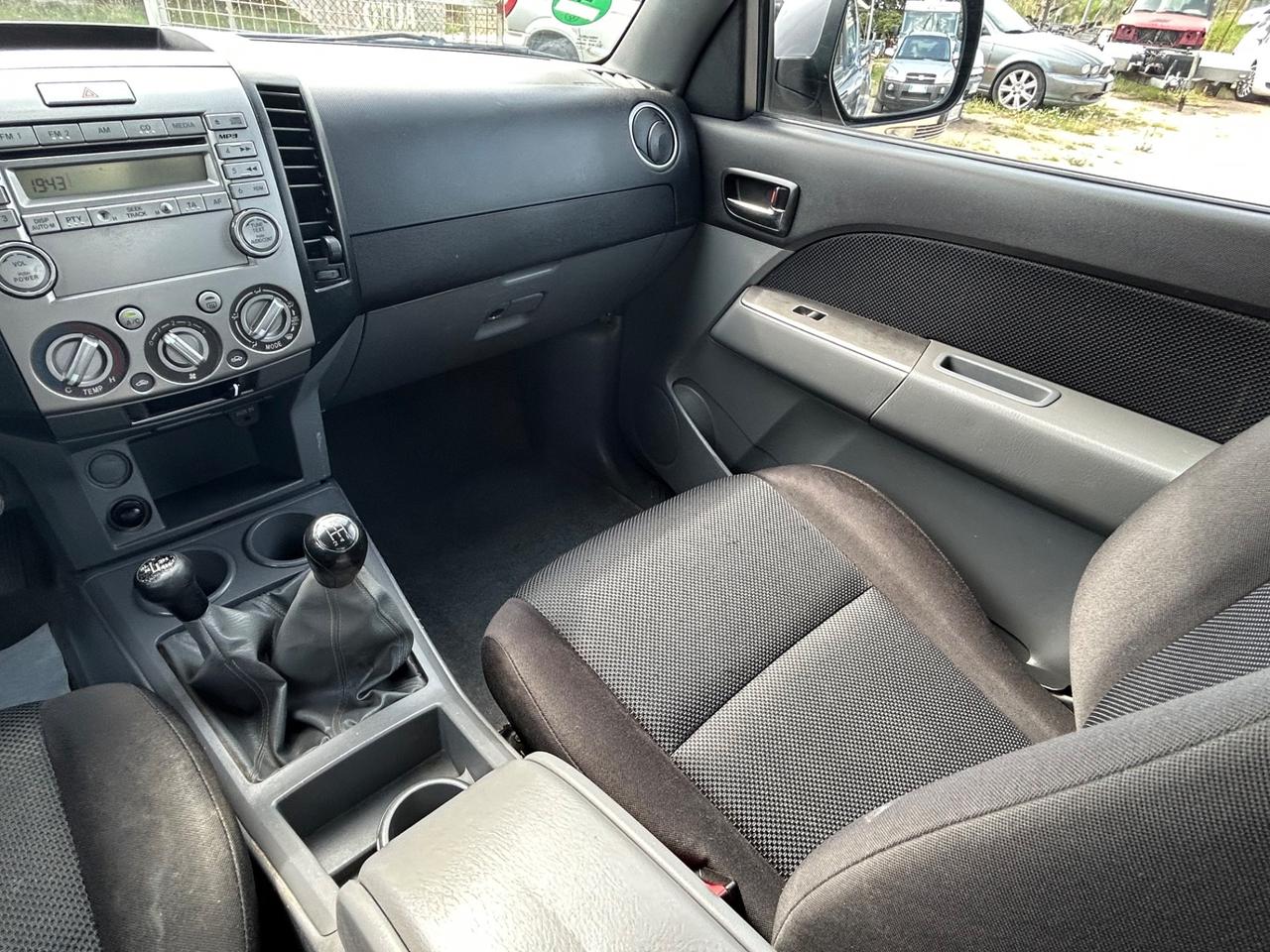 Mazda BT-50 2.5 TD cat 4x4 Freestyle Cab Hot Pick-up