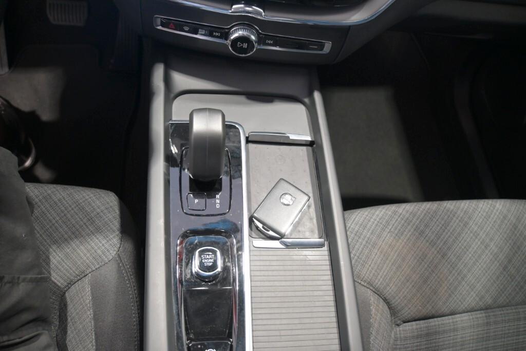 VOLVO XC40 D3 AWD BUSINESS