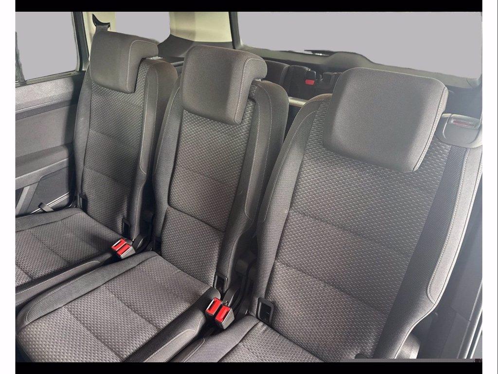 VOLKSWAGEN Touran 2.0 tdi business dsg del 2021