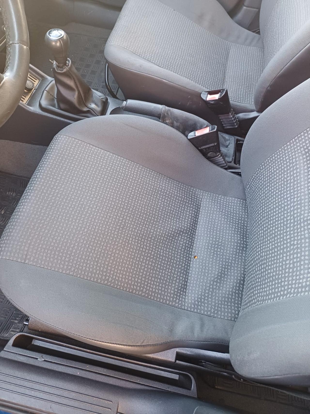 Opel Corsa 1.3 diesel 5 p. Cosmo - 2005