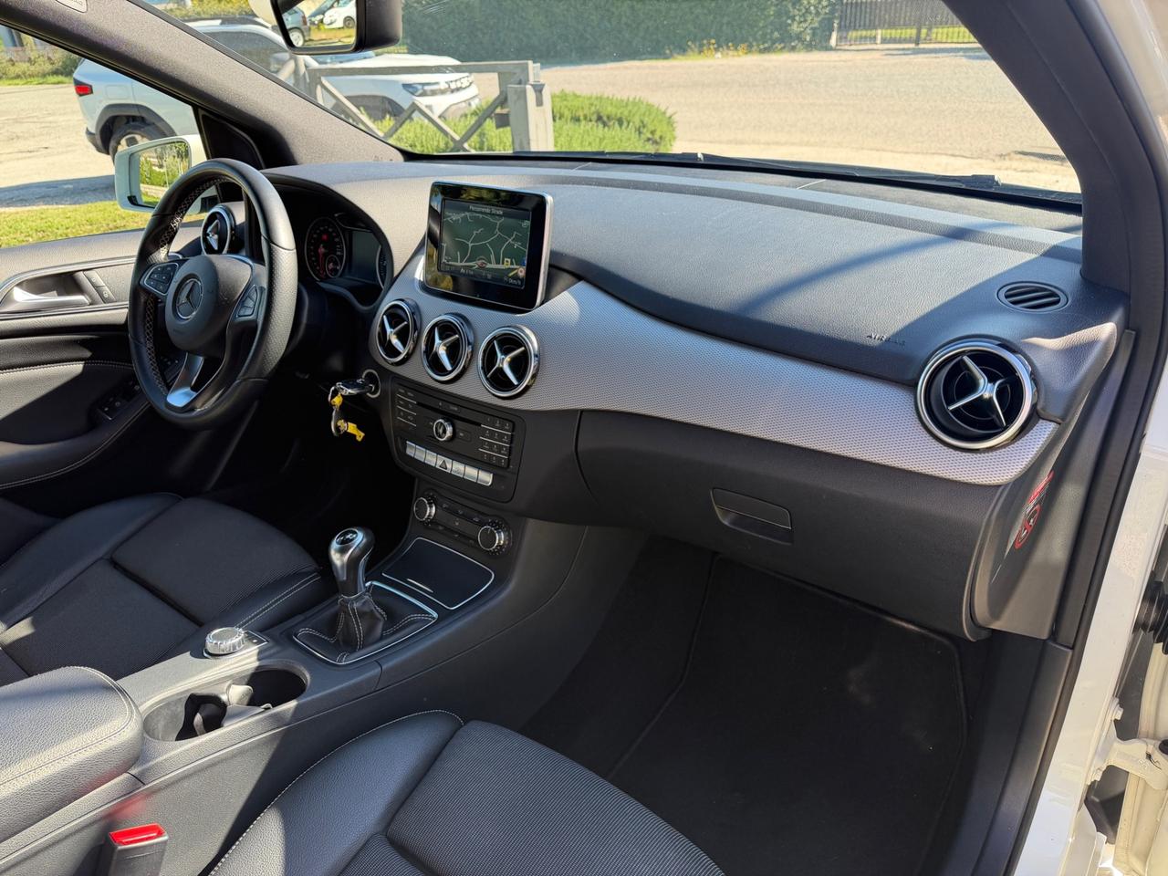 Mercedes B180 CDI SPORT-2017"PERFETTA"