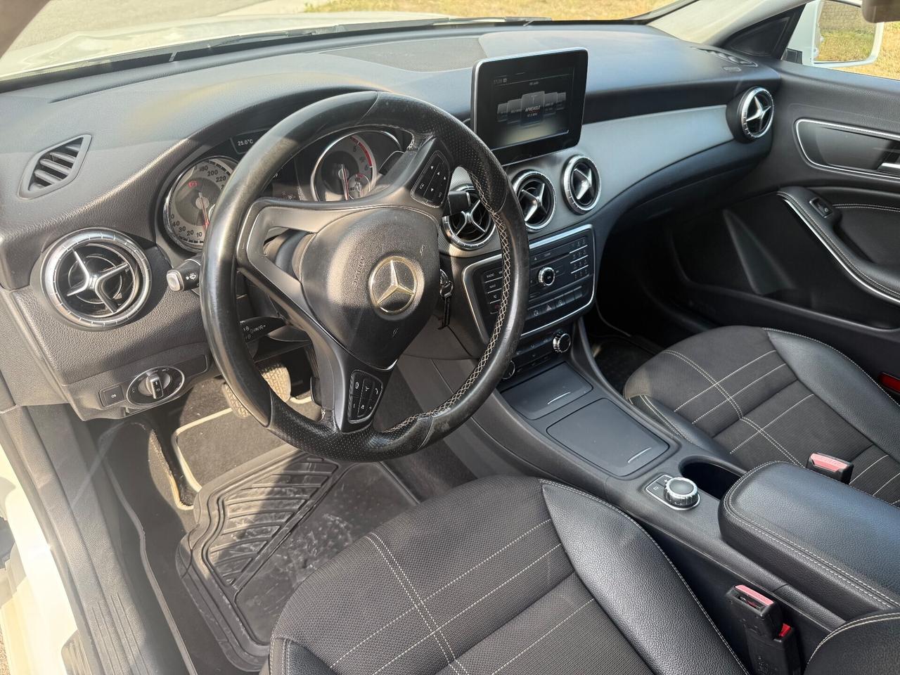 Mercedes-benz CLA 200 CDI S.W. Premium