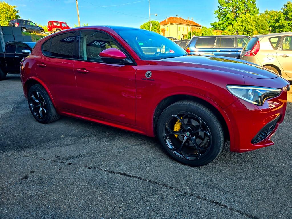 Alfa Romeo Stelvio 2.0 Turbo 280 CV Q4 VELOCE