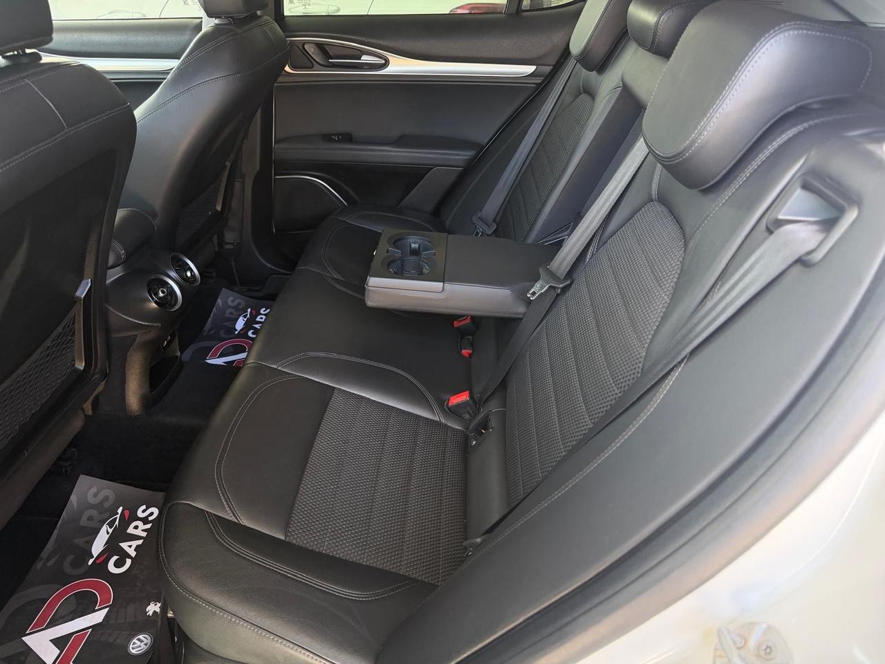 Alfa Romeo Stelvio 2.2 Turbodiesel 210 CV AT8 Q4 Executive