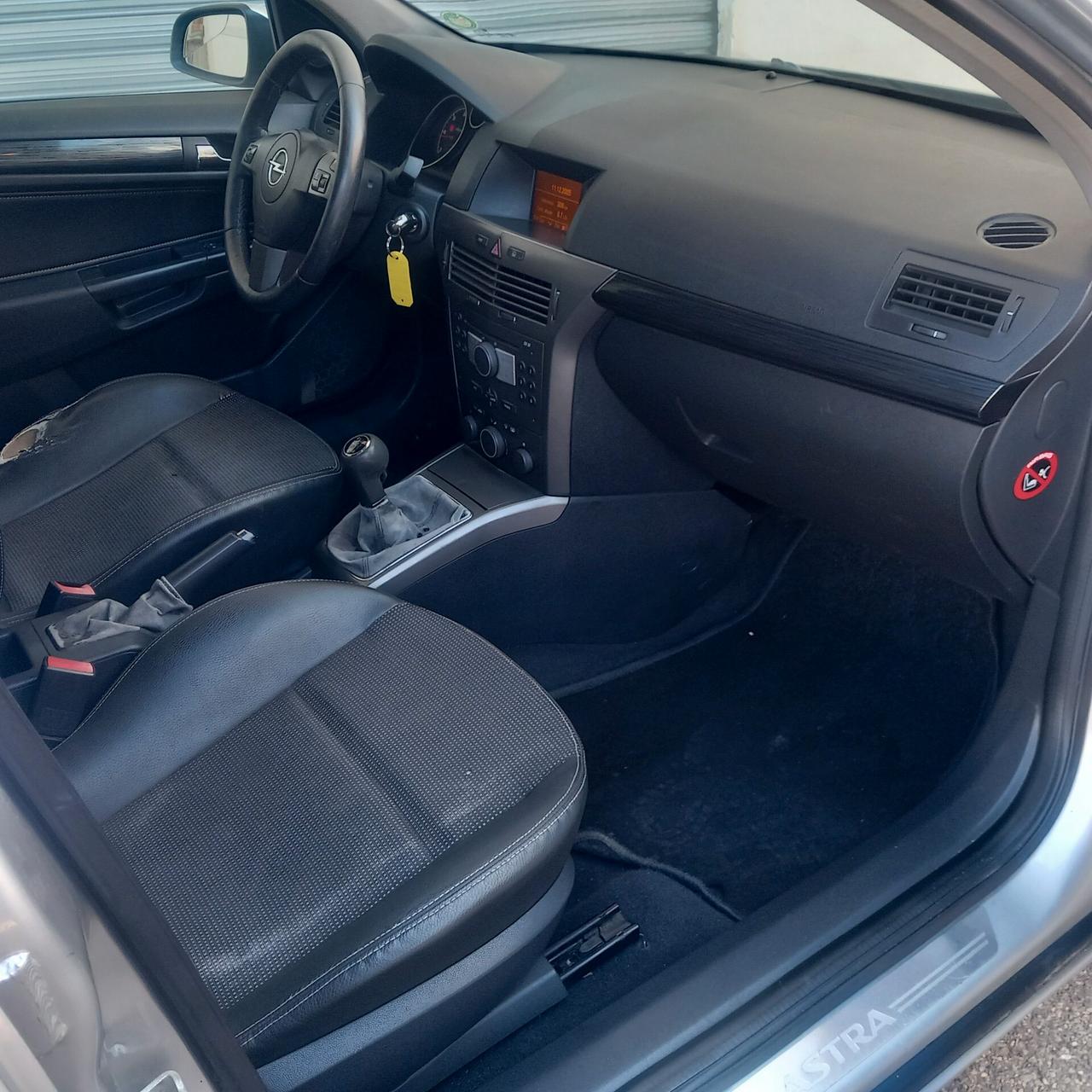 Opel Astra 1.9 CDTI 120CV Station Wagon Enjoy