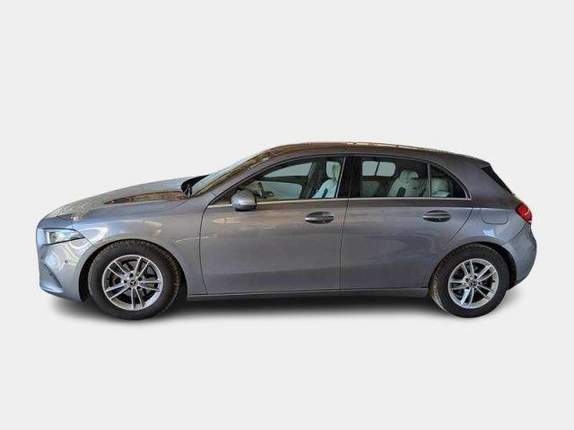 MERCEDES-BENZ A 180 d Automatic 4p. Business Extra