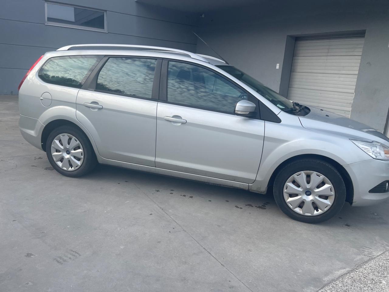Ford Focus 1.6 105 CV SOLO 100 MILA KM