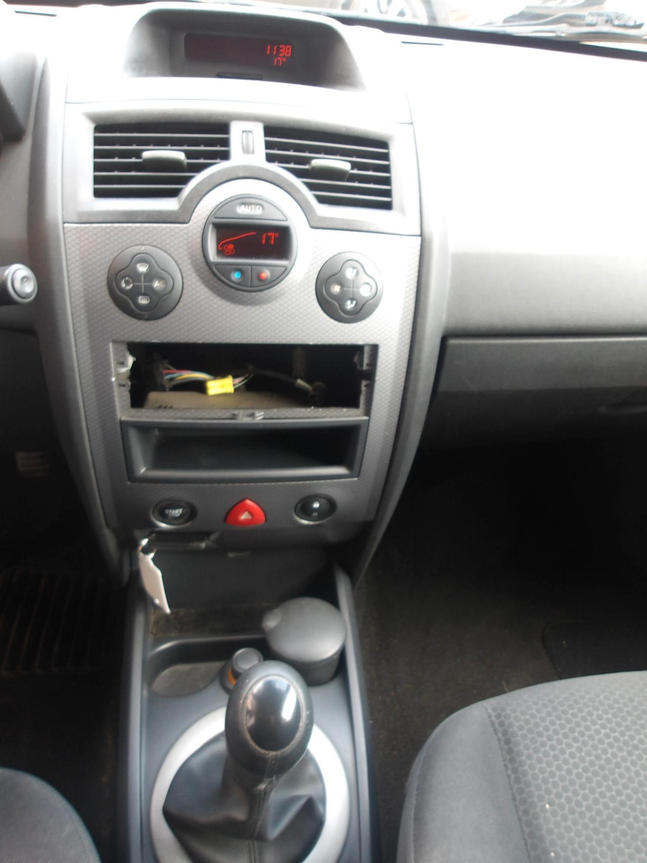 Renault Megane Grandtour 1.5 dci Confort Dynamique 100cv