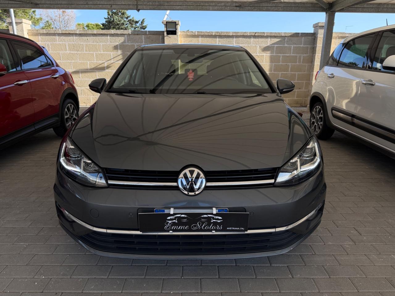 Volkswagen Golf 1.6 TDI 115 CV DSG COCKPIT