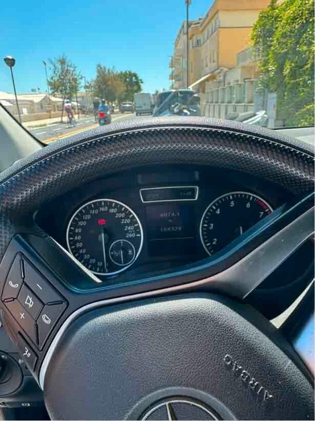 Mercedes-benz B 200 NGD Executive