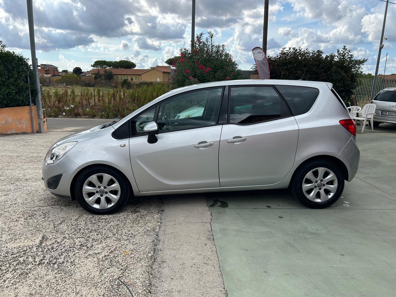 Opel Meriva 1.3 CDTI 95CV ecoFLEX Cosmo PER NEOPATENTATO