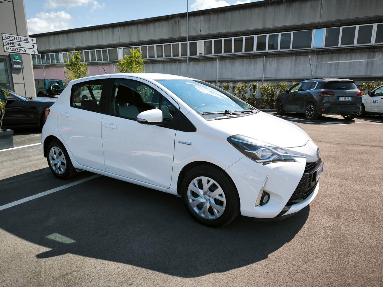 Toyota Yaris 1.5 Hybrid 5 porte Active