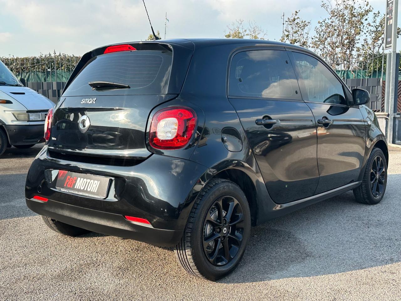 Smart ForFour 70CV 1.0 Twinamic Passion Anno 2019