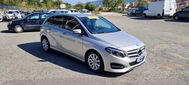 Mercedes CLASSE B 200d EXECUT-2018-Full Option.