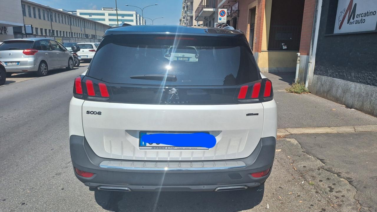 Peugeot 5008 BlueHDi 130 S&S EAT8 GT