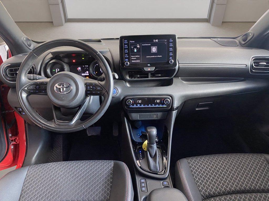 TOYOTA Yaris 1.5h Premiere del 2020