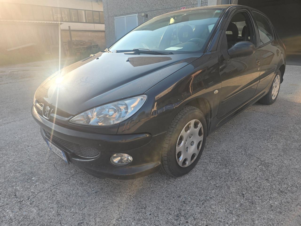 Peugeot 206 1.4 5p. ONE Line