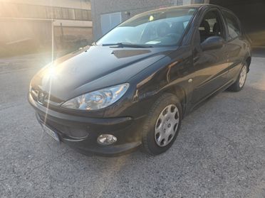 Peugeot 206 1.4 5p. ONE Line