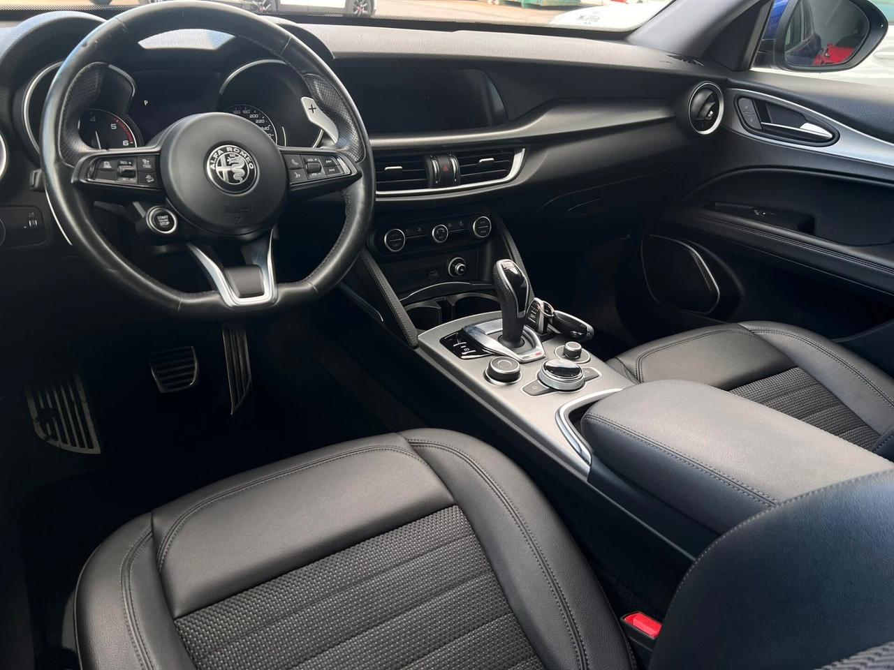 Stelvio 2.2 Turbodiesel 190 CV AT8 Q4 Sprint