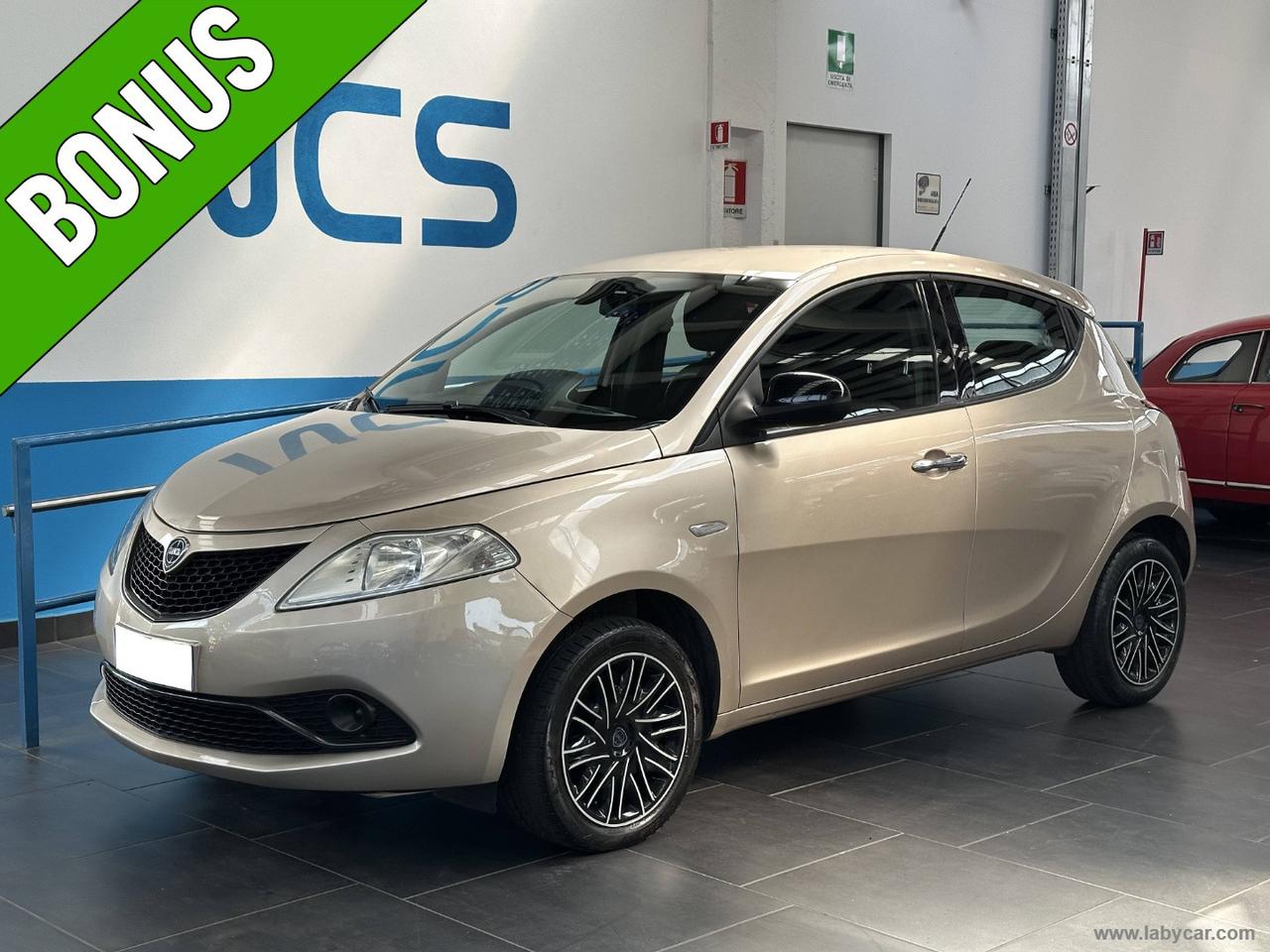 LANCIA Ypsilon 1.2 69 CV 5p. S&S Gold
