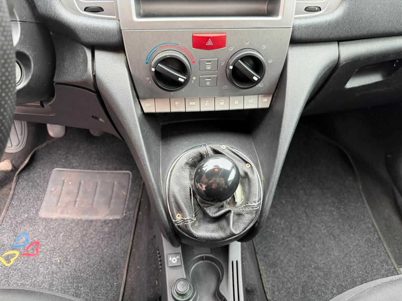 Lancia Ypsilon 1.2 GPL 60cv