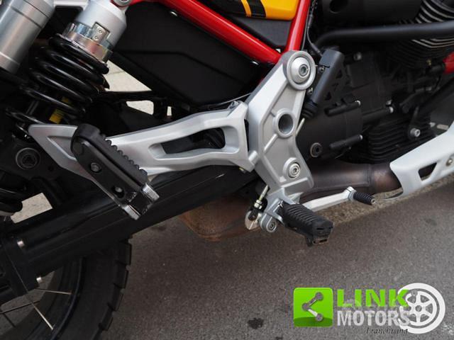 MOTO GUZZI V85 TT + Tris Valigie Alluminio+