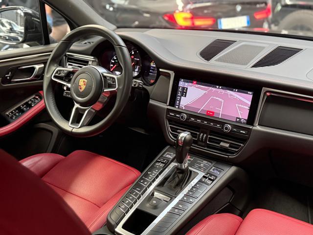 PORSCHE Macan 2.0