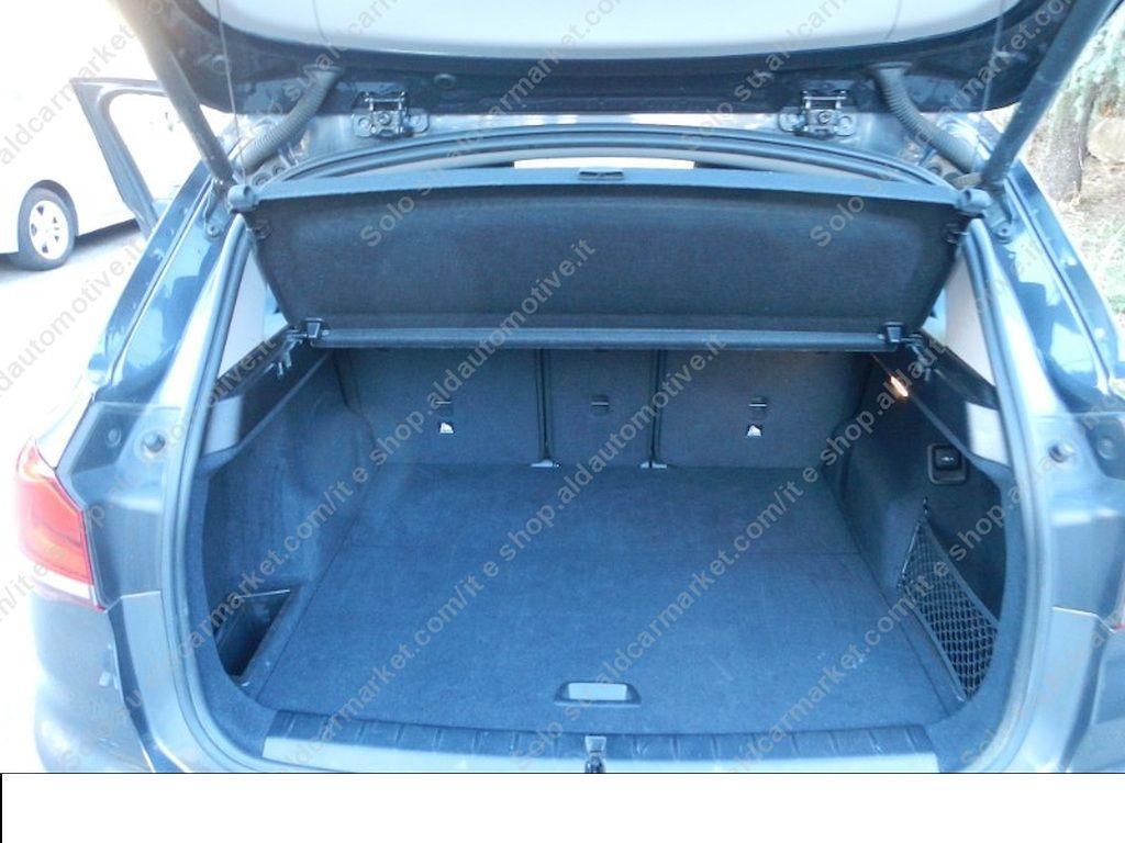 BMW - X1 - xDrive20d Business Advantage Automatico