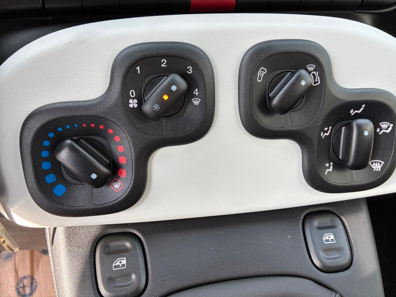 Fiat Panda 1.0 FireFly S&S Hybrid Pandina CELL VENDITE 3491558563 OPPURE 3478673115