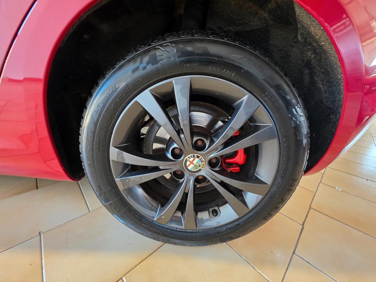 Alfa Romeo Giulietta 1.6 JTDm-2 105 CV Exclusive