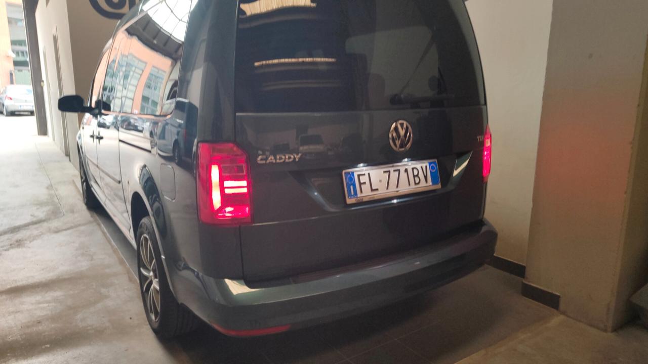 Volkswagen Caddy PASSO LUNGO 2.0TDI 150CV CAMBIO DSG 7 POSTI