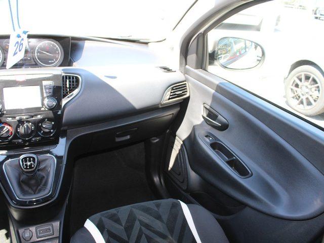 LANCIA Ypsilon 1.2 69CV Platinum