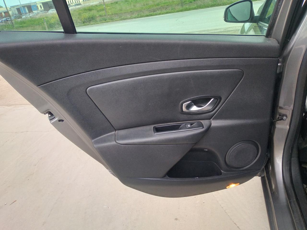 Renault Megane Mégane 1.5 dCi 110CV SporTour Dynamique