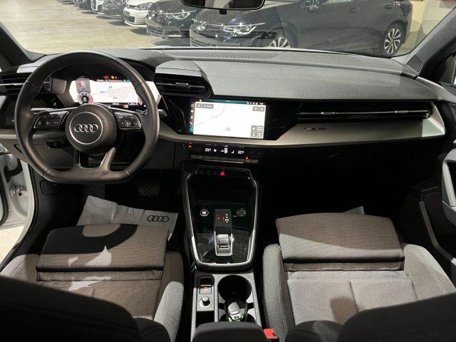 AUDI A3 SPB 35TFSI Stronic S line "18 Sline/Navi/FullLED