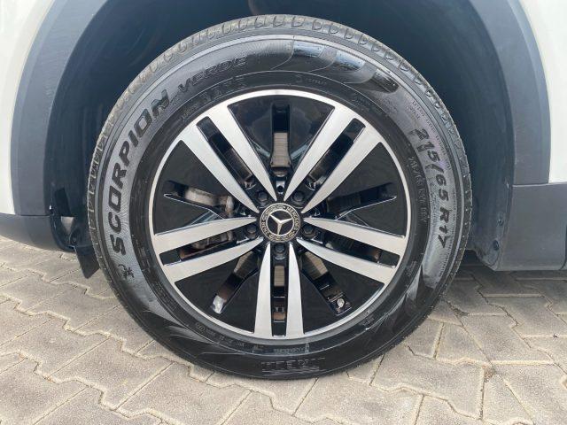 MERCEDES-BENZ GLB 180 d Automatic Sport