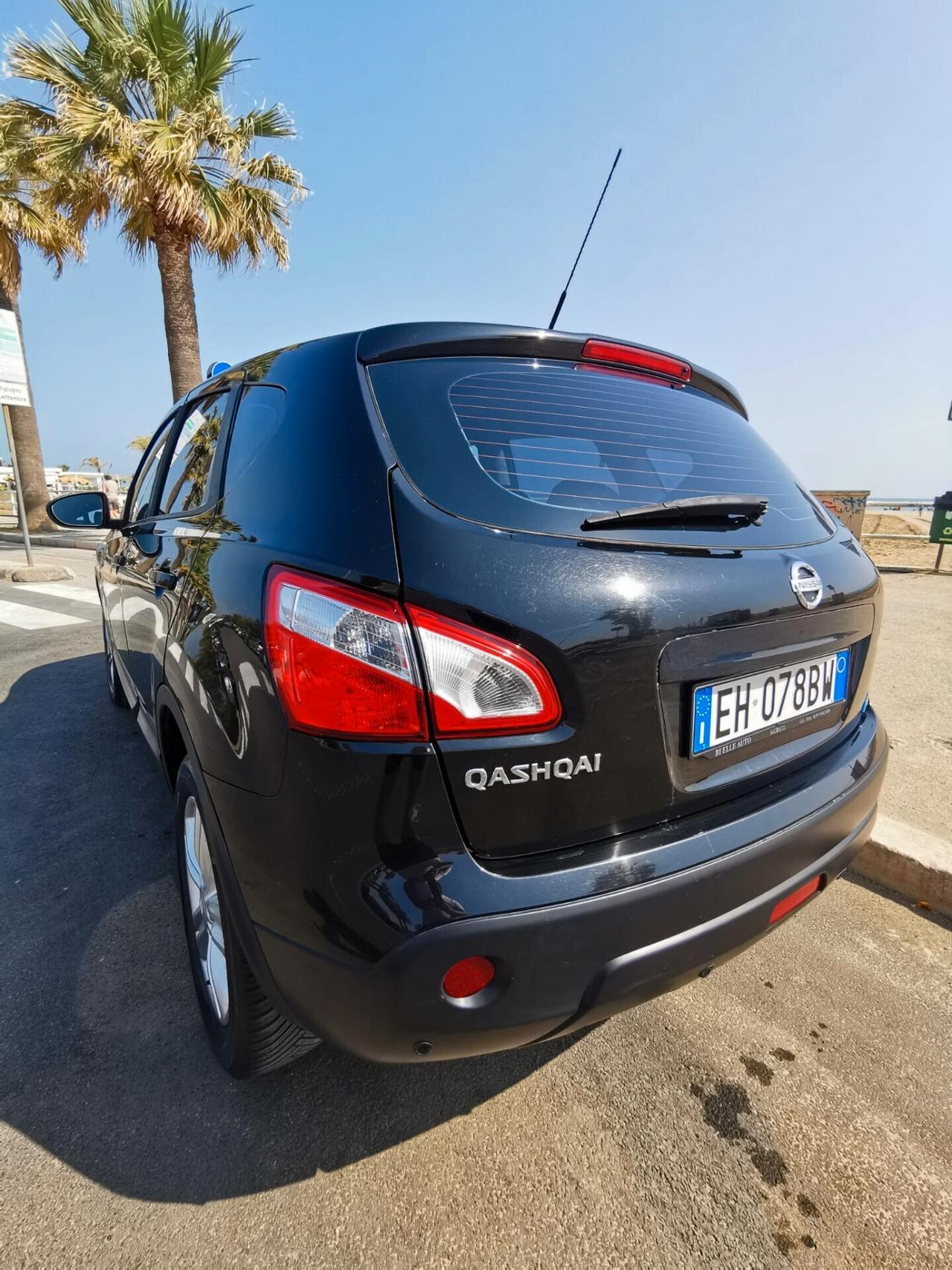 Nissan Qashqai 1.5 dCi DPF Tekna 2011