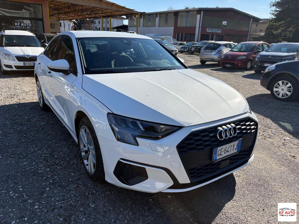 AUDI - A3 Sedan 30 2.0 tdi s-tronic