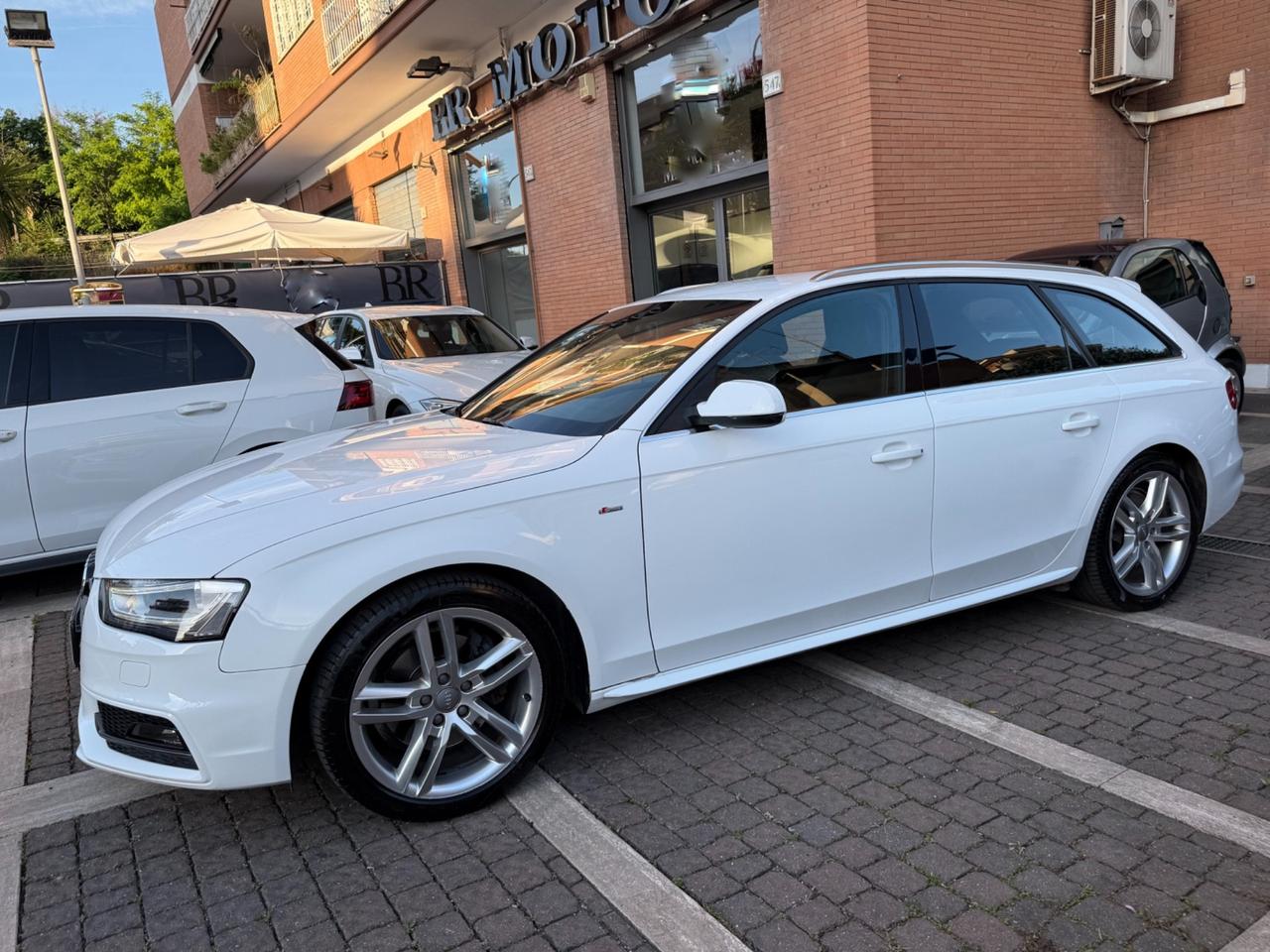 Audi A4 Avant 2.0TDI 177CV mult. S line - UNIPRO’ !!