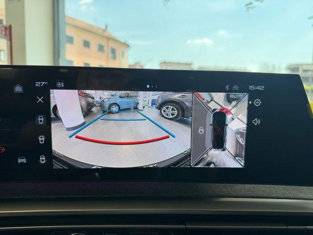 PEUGEOT 3008 Hybrid 136 e-DCS6 Allure+Panoramic Nav+Vision 360