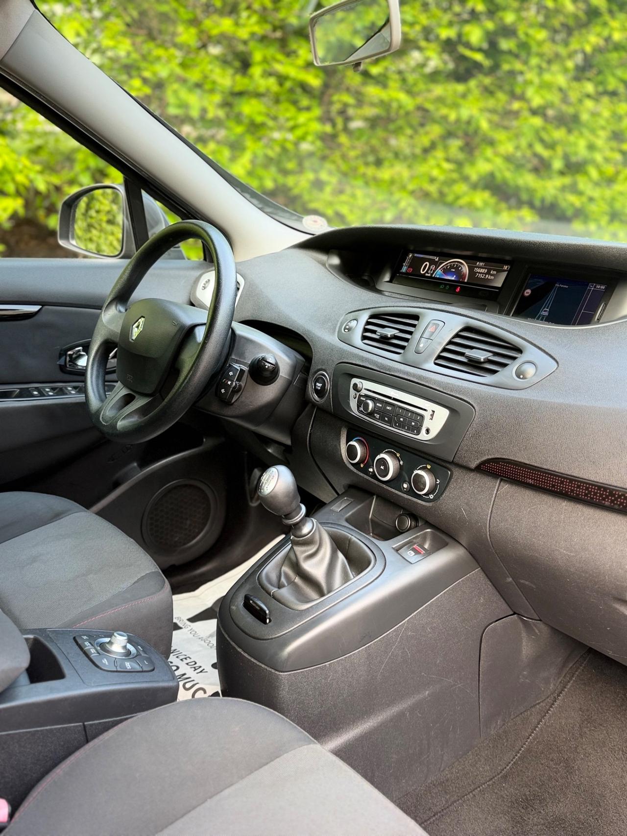 Renault Scenic 1.5 dCi 110CV ok neopatentati