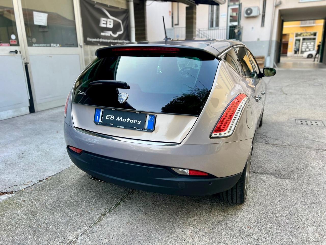 Lancia Delta 1.8 Di T-Jet Sportronic Platino GPL