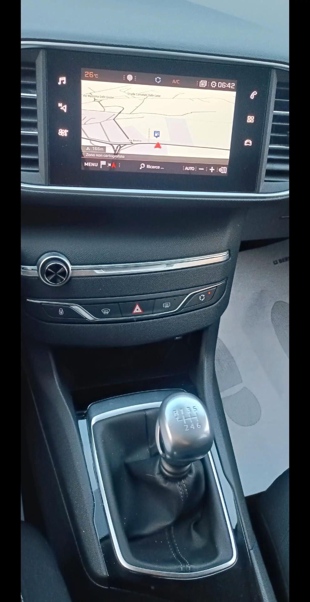 Peugeot 308 BlueHDi 100 S&S Business