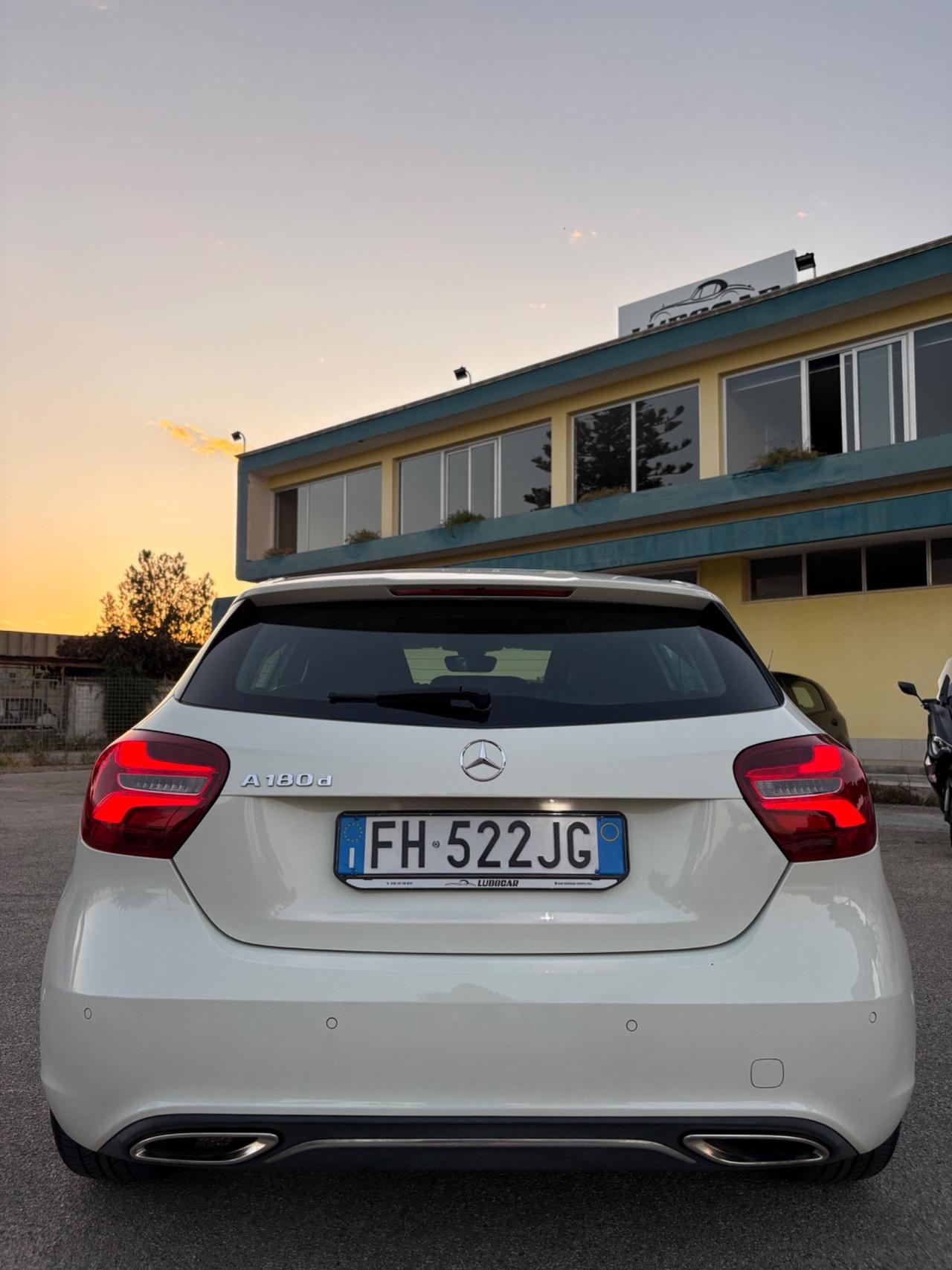 Mercedes-benz A 180 d Automatic Premium
