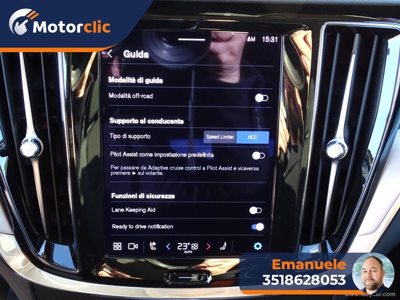 VOLVO V60 Cross Country B4