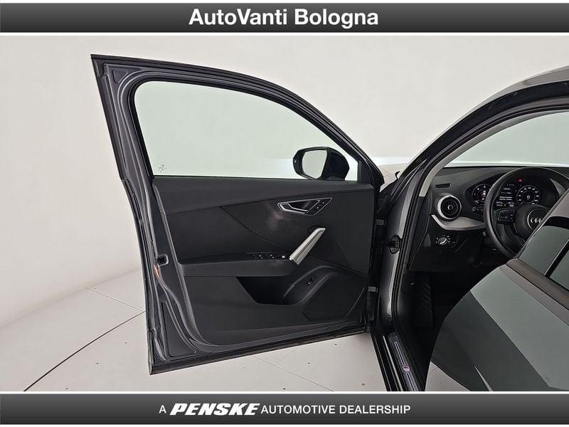 Audi Q2 Q2 30 2.0 tdi Identity Black s-tronic