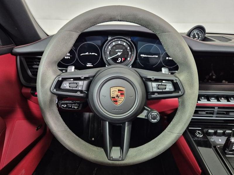 Porsche 911 992 3.0 Carrera Cabriolet